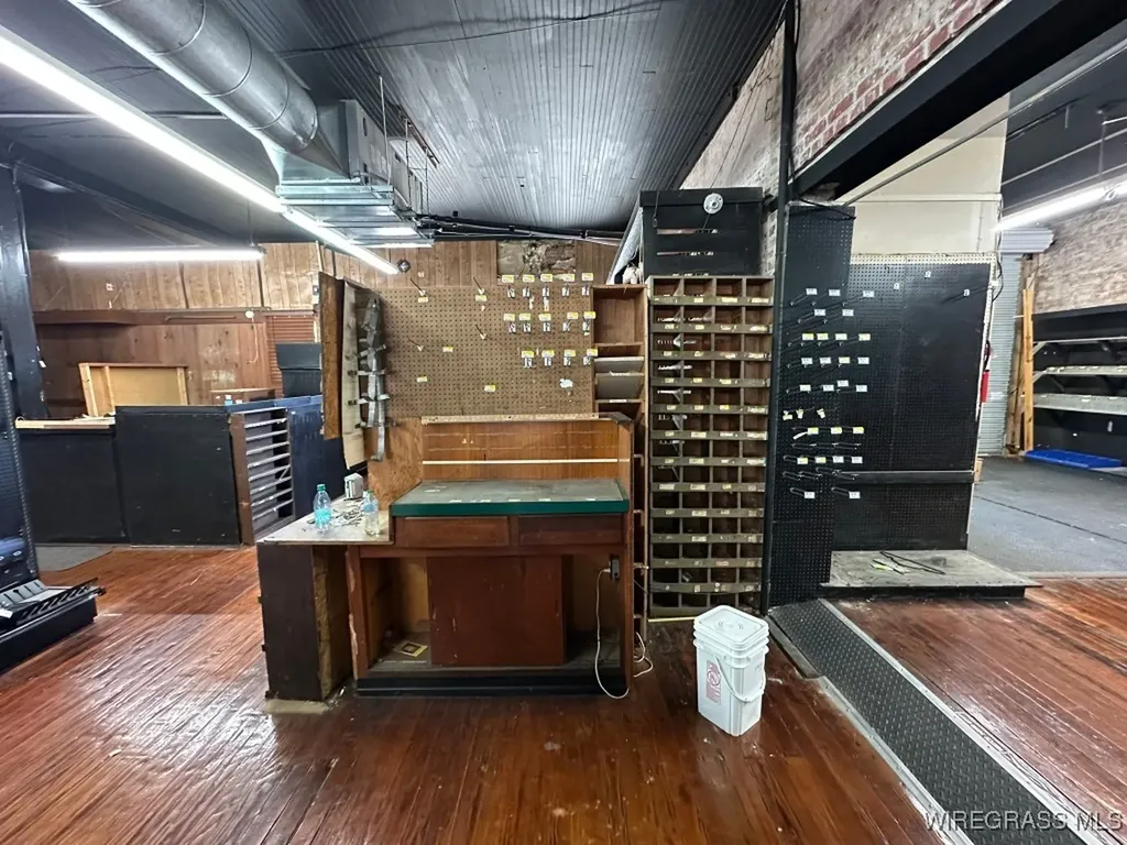 111 S Main Street Brundidge AL 36010