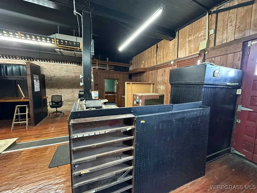 111 S Main Street Brundidge AL 36010