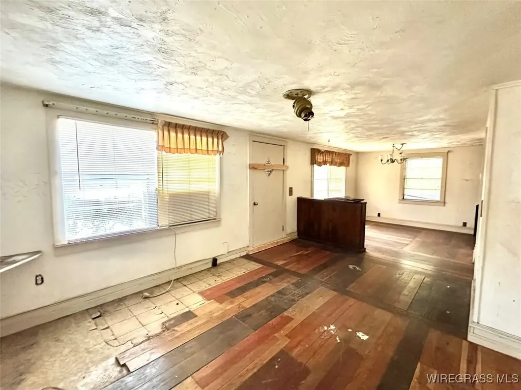 641 Glover Avenue Enterprise AL 36330