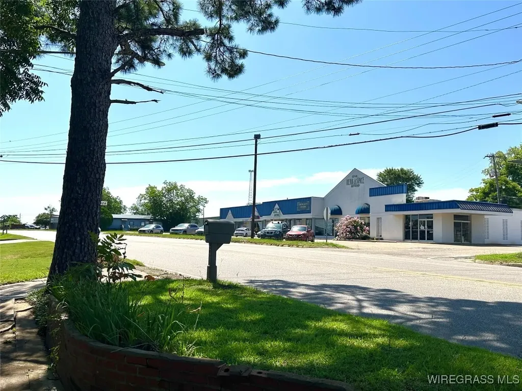 641 Glover Avenue Enterprise AL 36330