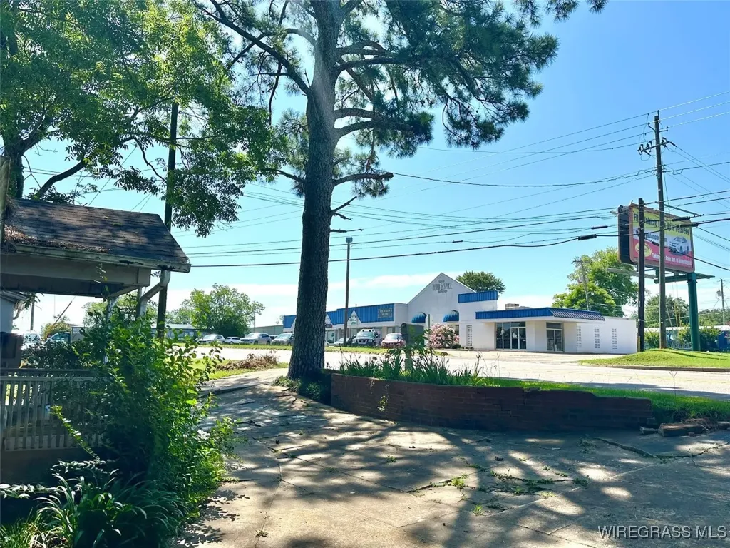 641 Glover Avenue Enterprise AL 36330