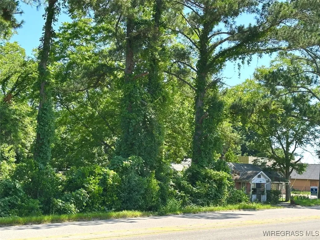 635 Glover Avenue Enterprise AL 36330