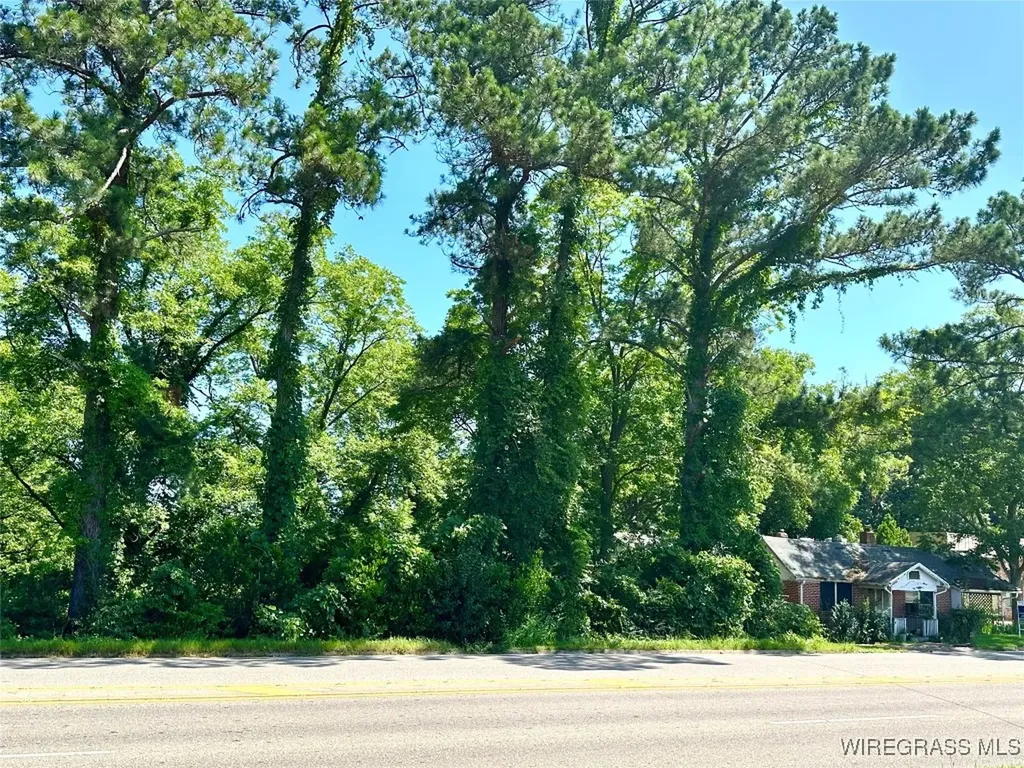 635 Glover Avenue Enterprise AL 36330