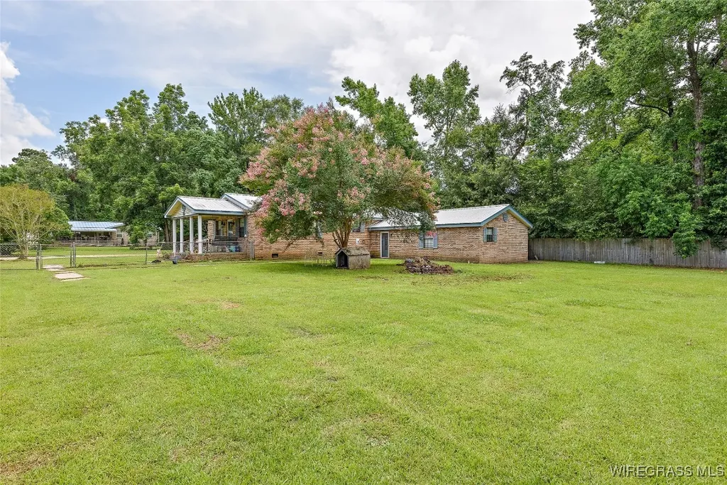 4105 Eddins Road Dothan AL 36301