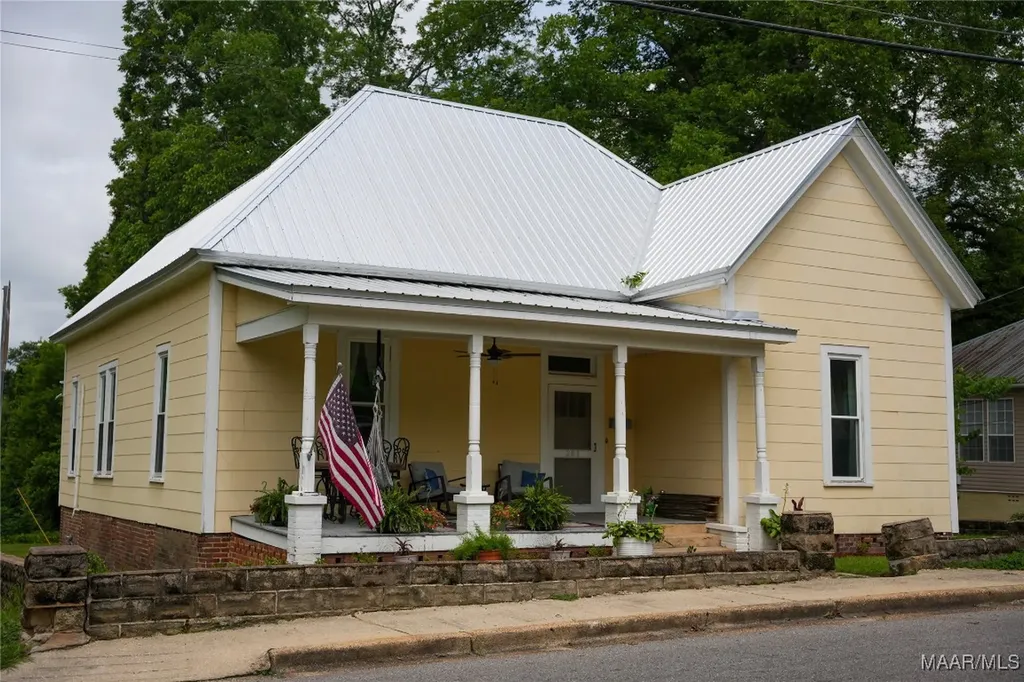 201 Oak Street Andalusia AL 36420