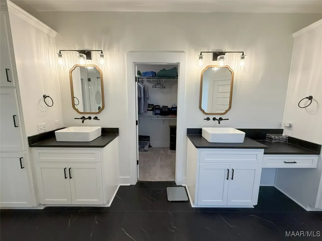 390 County Road 11 Road Headland AL 36345