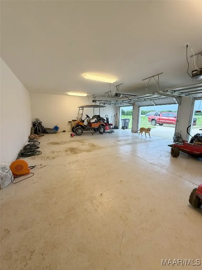 390 County Road 11 Road Headland AL 36345