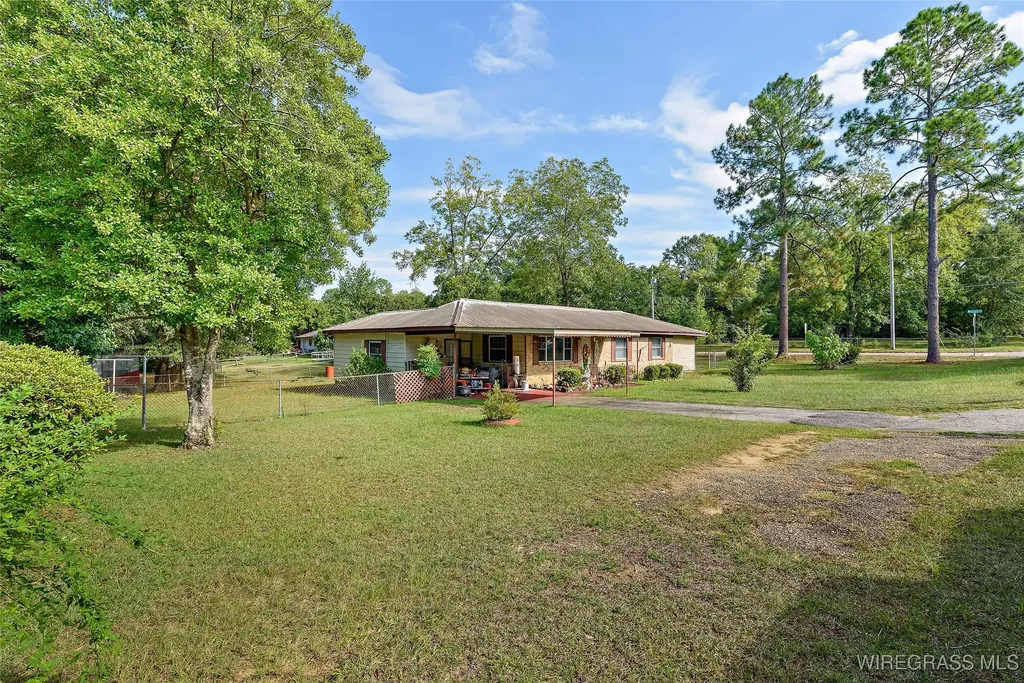 1200 Corner Street Dothan AL 36303