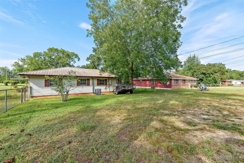 1200 Corner Street Dothan AL 36303