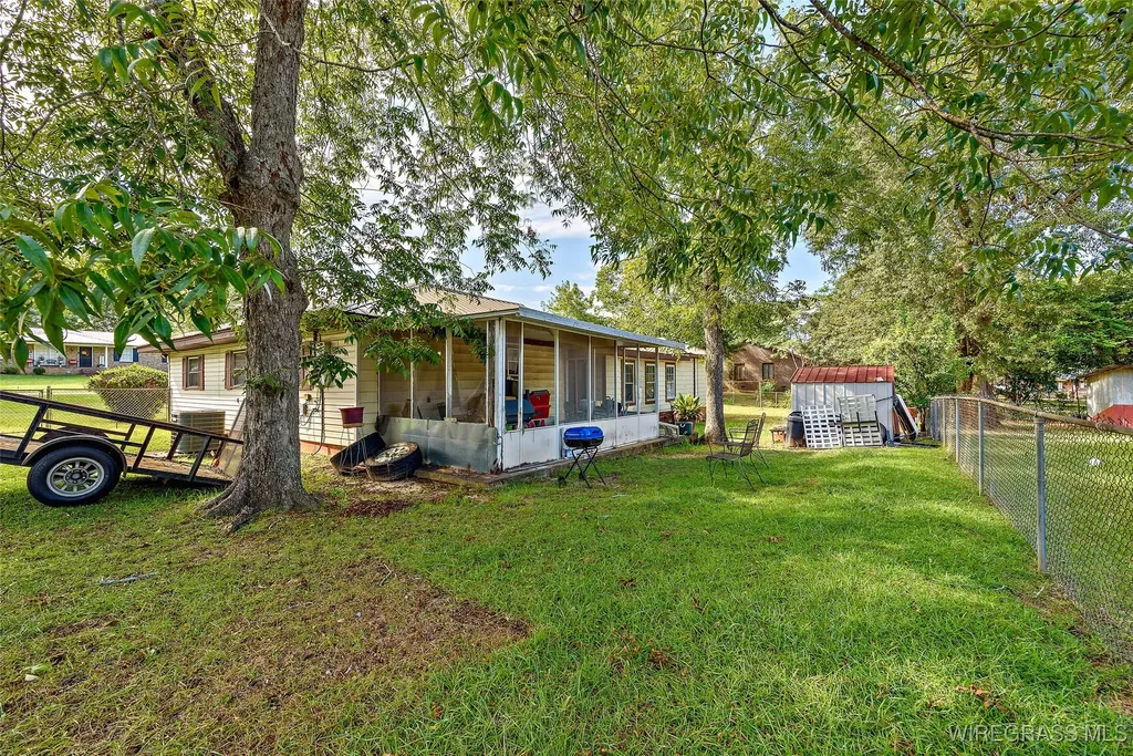 1200 Corner Street Dothan AL 36303