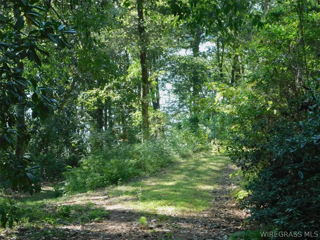 7 Greenbriar Loop Andalusia AL 36421