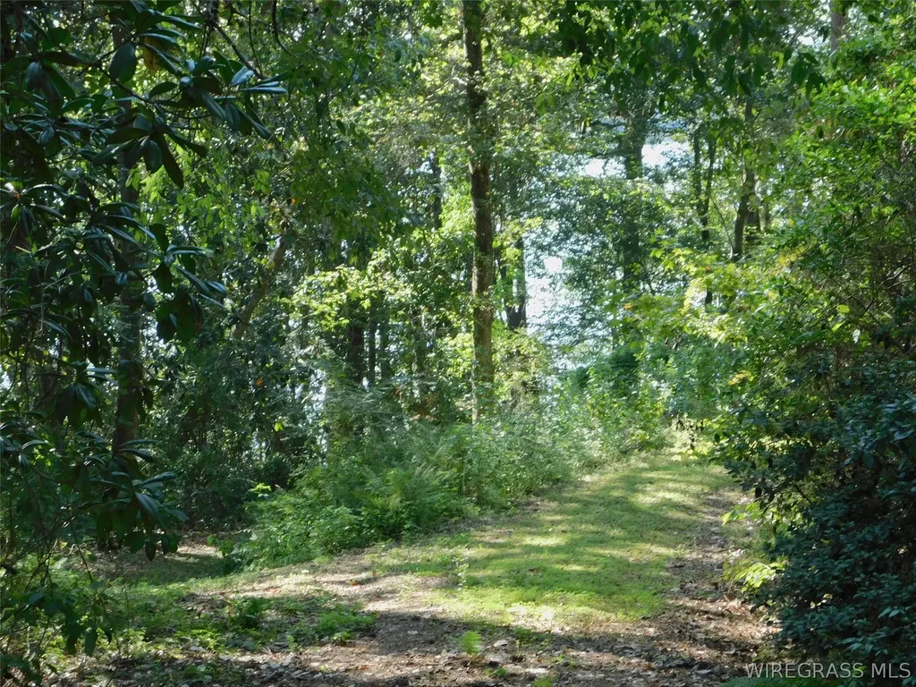 7 Greenbriar Loop Andalusia AL 36421