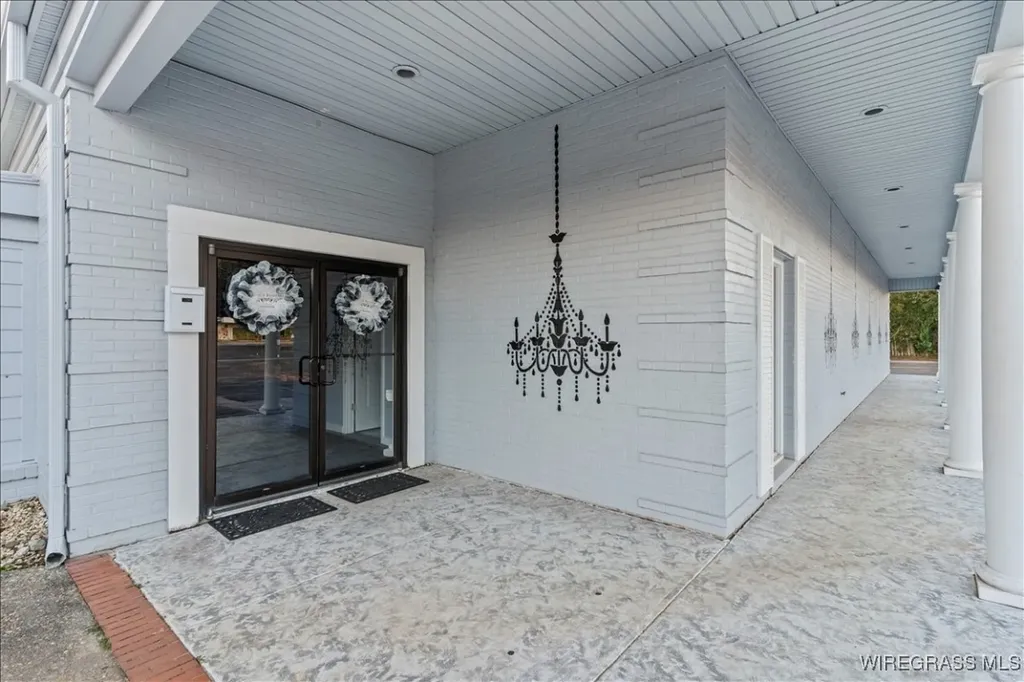 88 Daleville Avenue Daleville AL 36322