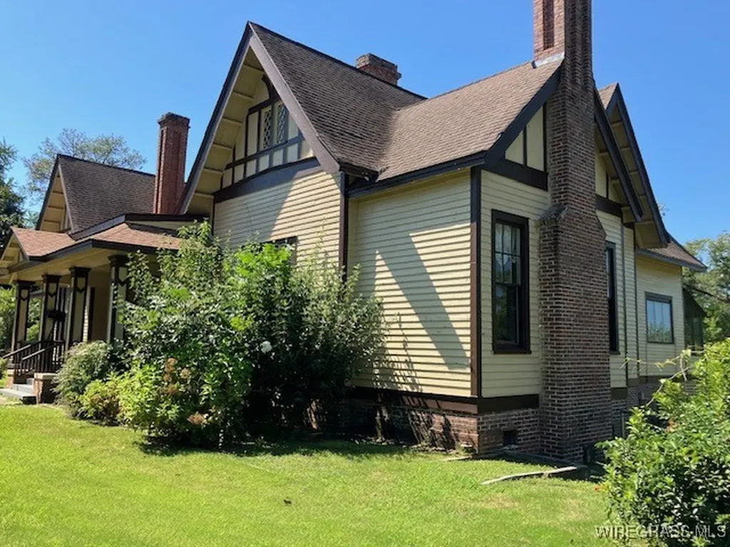 109 Main Street N Evergreen AL 36401
