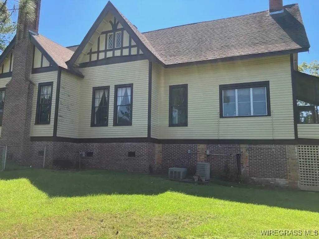 109 Main Street N Evergreen AL 36401