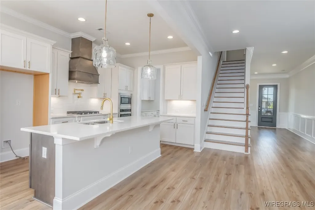 220 Zinnia Lane Dothan AL 36305