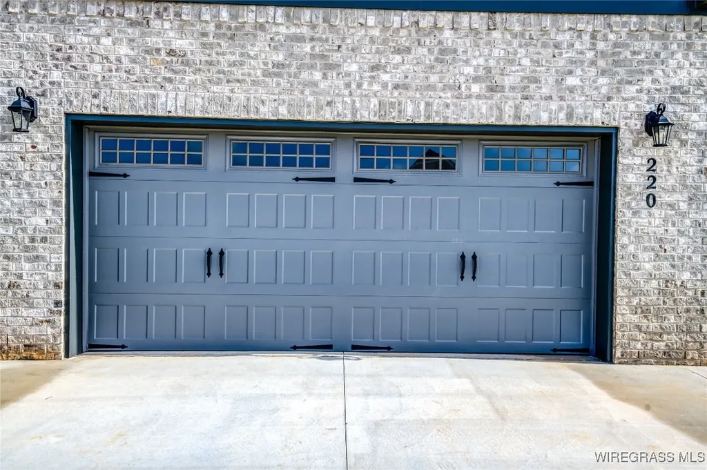 220 Zinnia Lane Dothan AL 36305