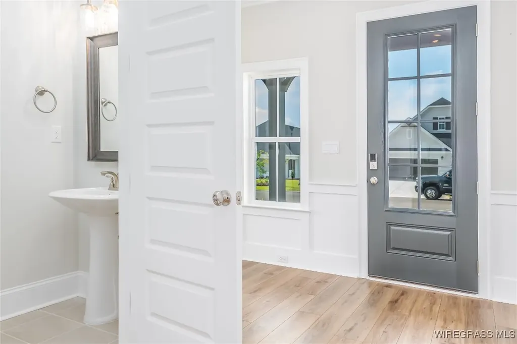 220 Zinnia Lane Dothan AL 36305