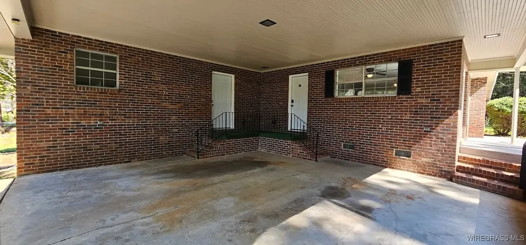 318 Doe Run Road Ozark AL 36360