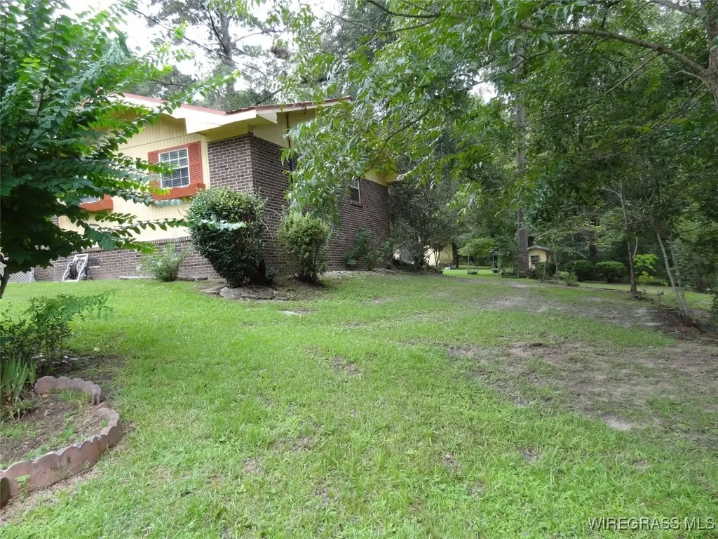 102 Baxter Street Daleville AL 36322