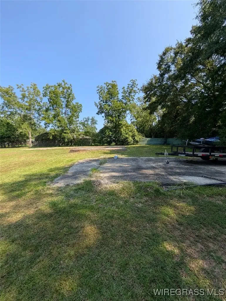 101 Clairmont Drive Cowarts AL 36321