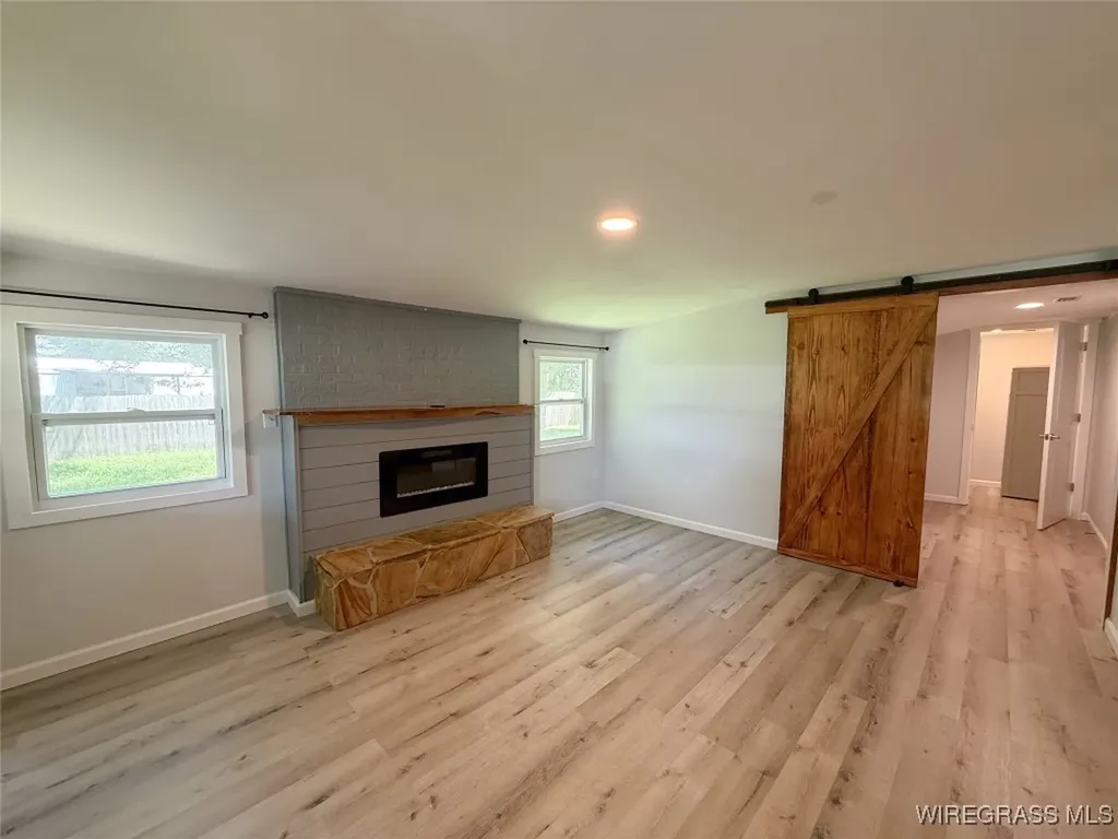 16268 W State Highway 52 Kinston AL 36453