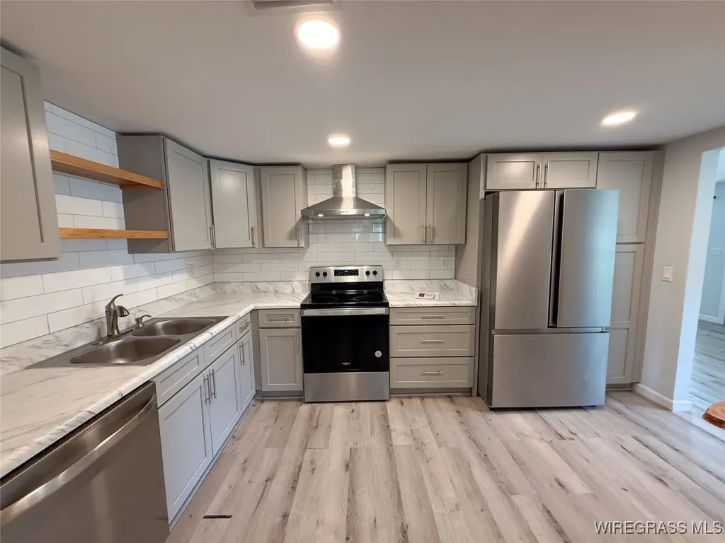 16268 W State Highway 52 Kinston AL 36453