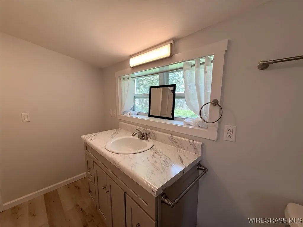 16268 W State Highway 52 Kinston AL 36453