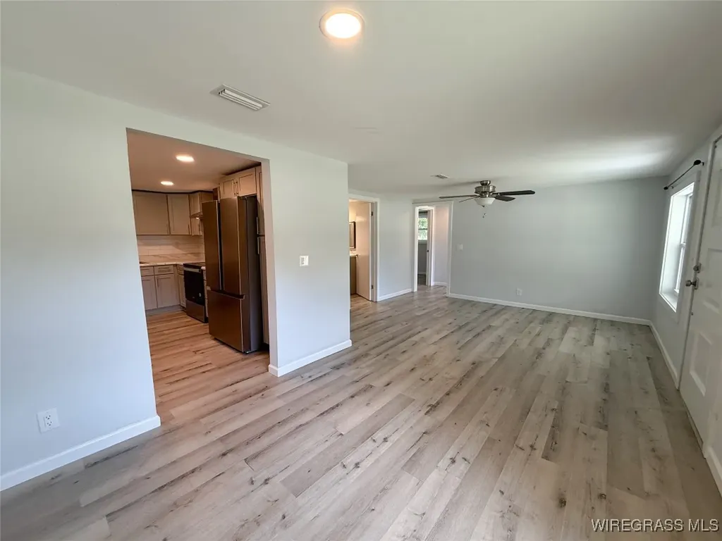 16268 W State Highway 52 Kinston AL 36453