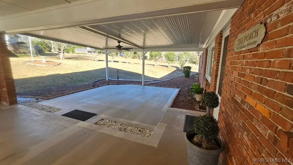 448 Trotman Drive Ozark AL 36360