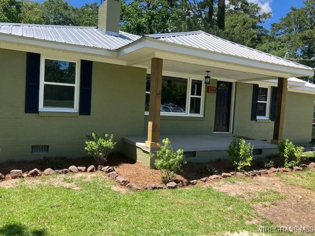 306 Walker Street Andalusia AL 36420
