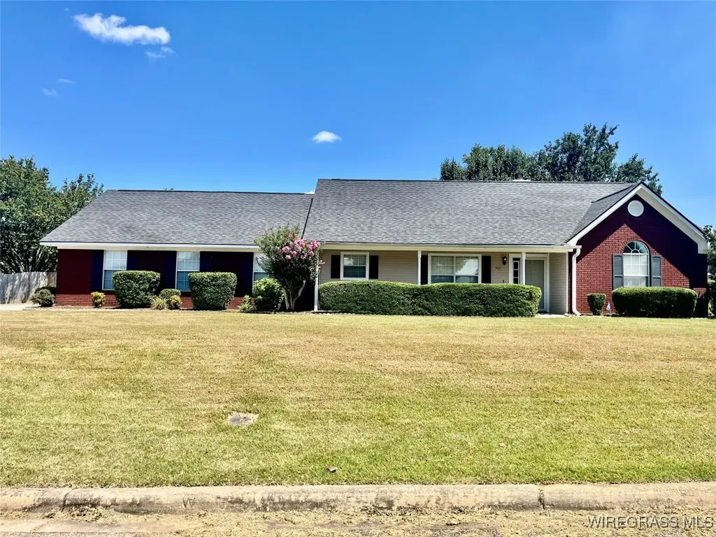 102 Daphne Drive Enterprise AL 36330
