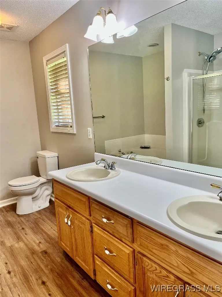 102 Daphne Drive Enterprise AL 36330