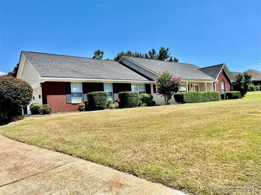 102 Daphne Drive Enterprise AL 36330