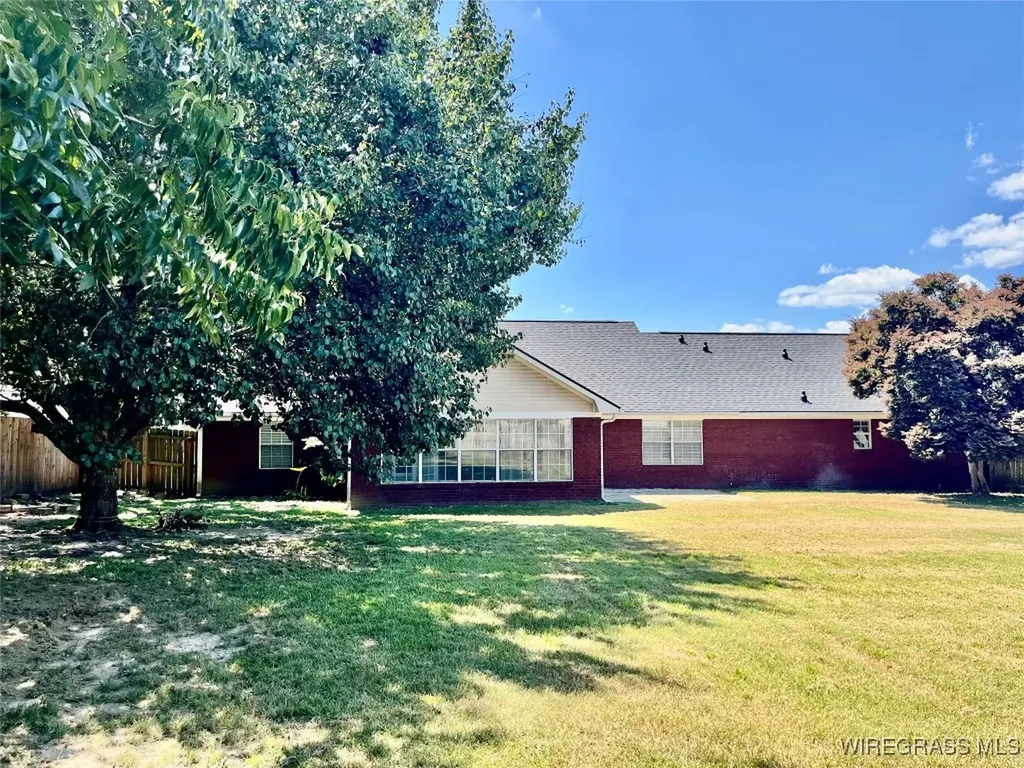 102 Daphne Drive Enterprise AL 36330