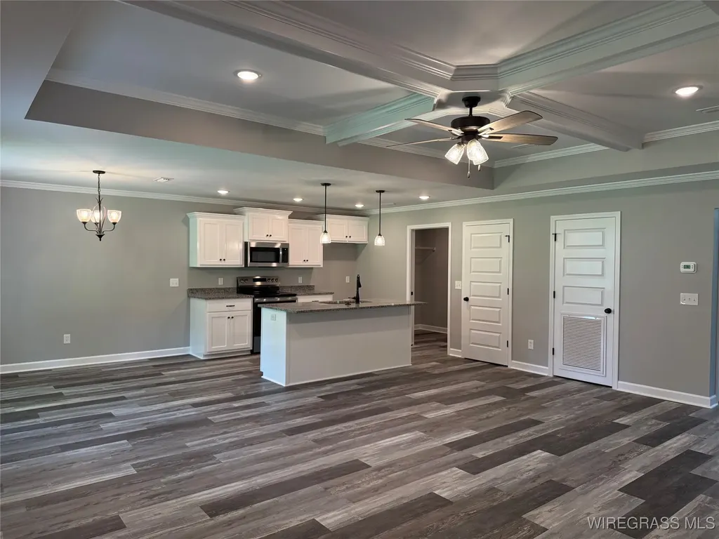 318 S Dawkins Street New Brockton AL 36351