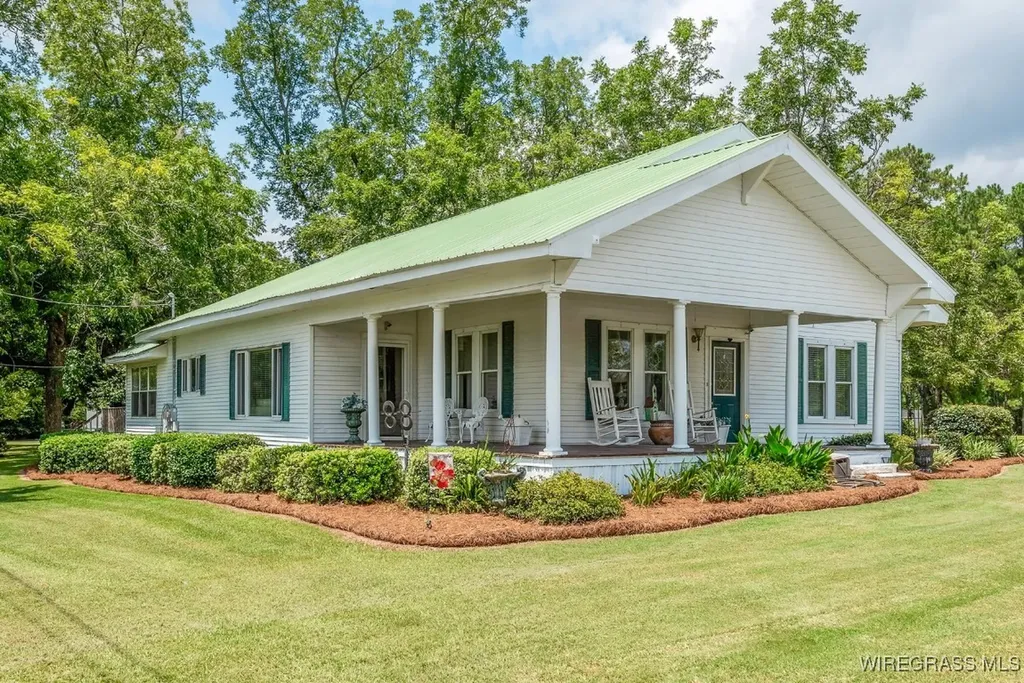 2271 Ozark Highway Enterprise AL 36330