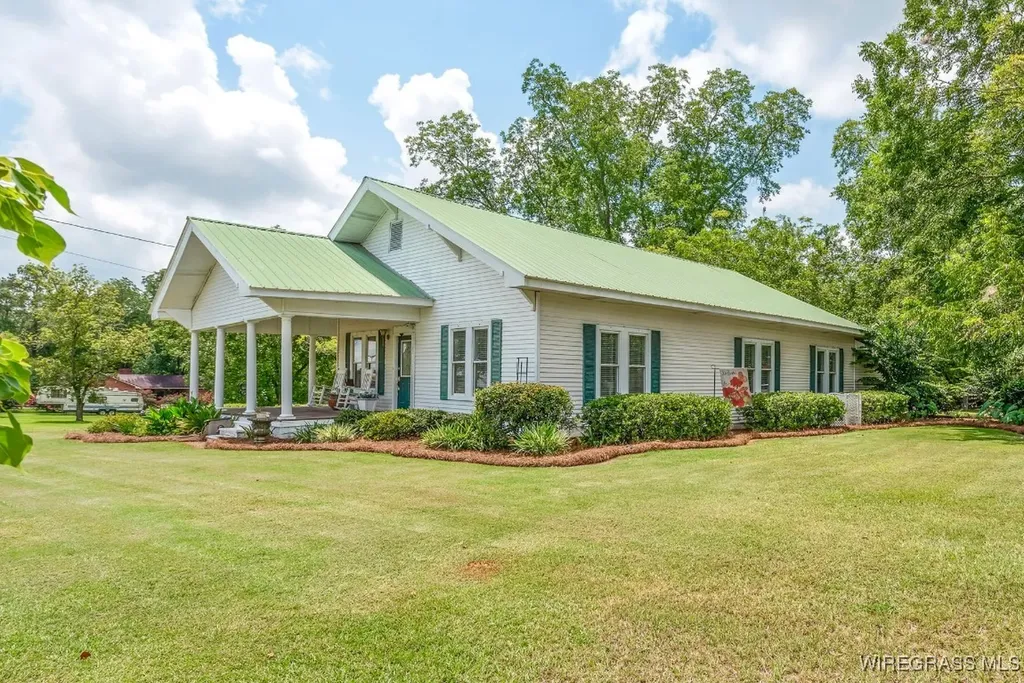 2271 Ozark Highway Enterprise AL 36330