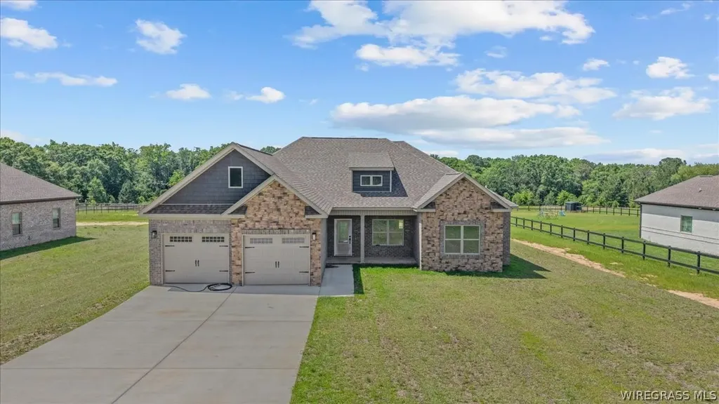 5136 Judge Logue Road Newton AL 35352