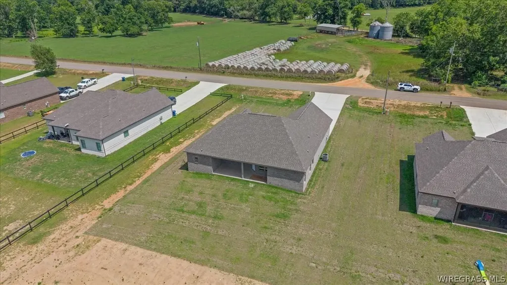 5136 Judge Logue Road Newton AL 35352