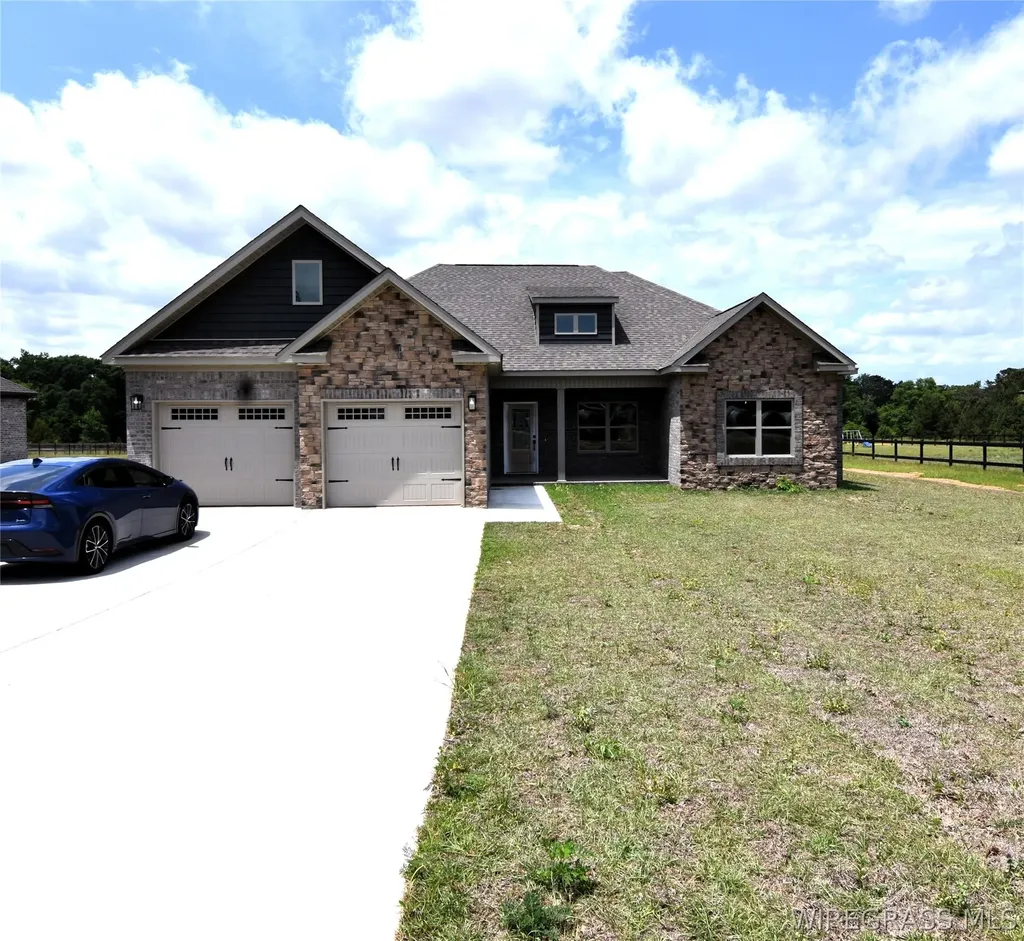5136 Judge Logue Road Newton AL 35352
