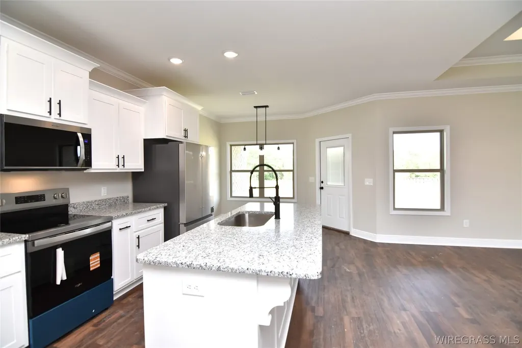 5136 Judge Logue Road Newton AL 35352