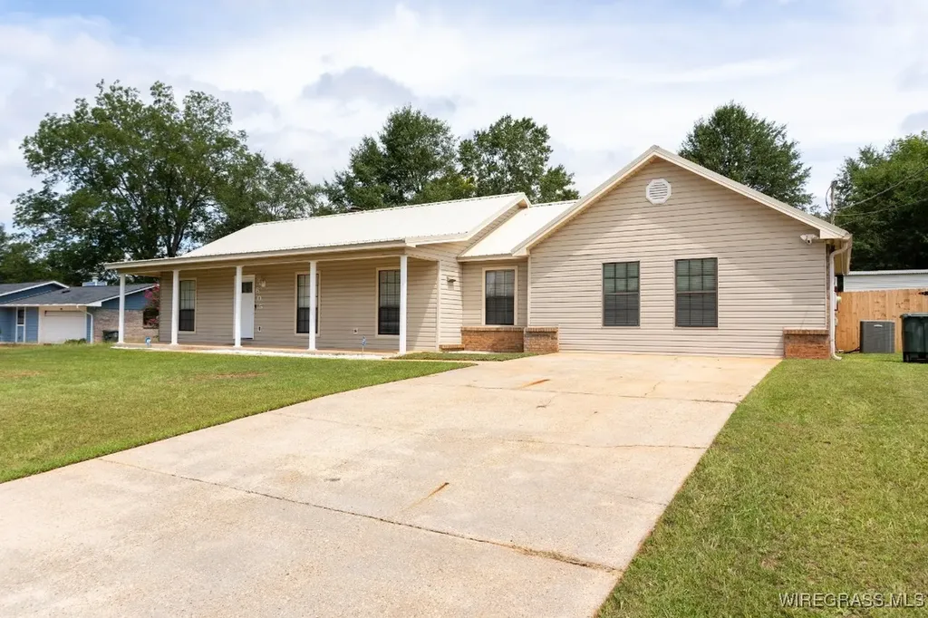 605 Grand Pine Drive Enterprise AL 36330