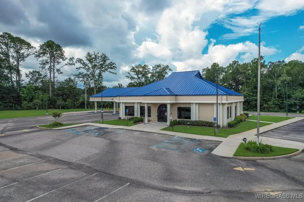 1380 E Cottonwood Road Dothan AL 36322