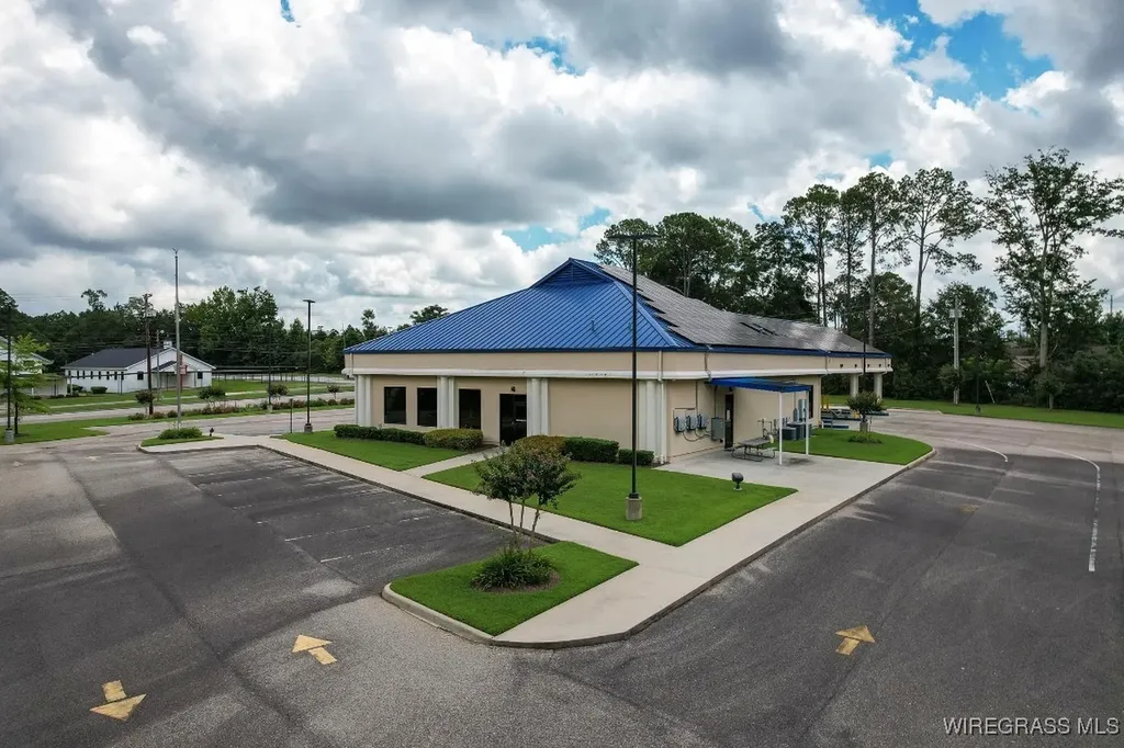 1380 E Cottonwood Road Dothan AL 36322