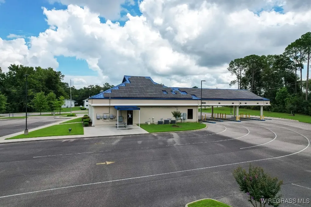 1380 E Cottonwood Road Dothan AL 36322