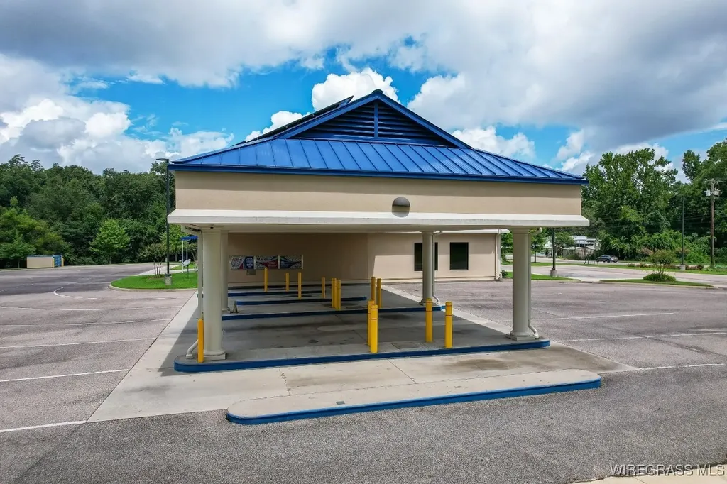 1380 E Cottonwood Road Dothan AL 36322
