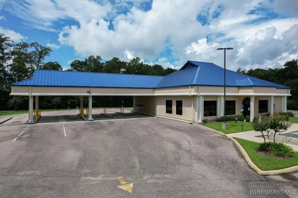 1380 E Cottonwood Road Dothan AL 36322