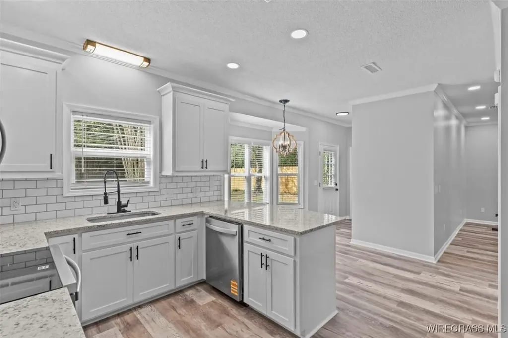 105 N Woodlawn Drive Enterprise AL 36330