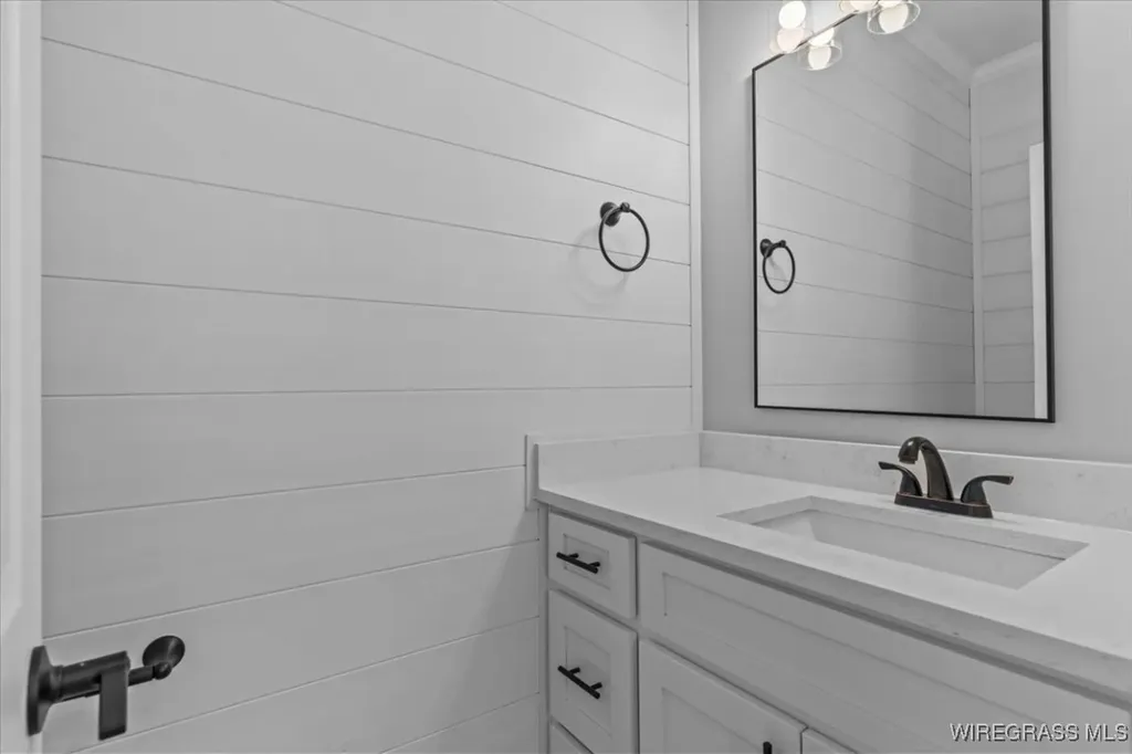 105 N Woodlawn Drive Enterprise AL 36330